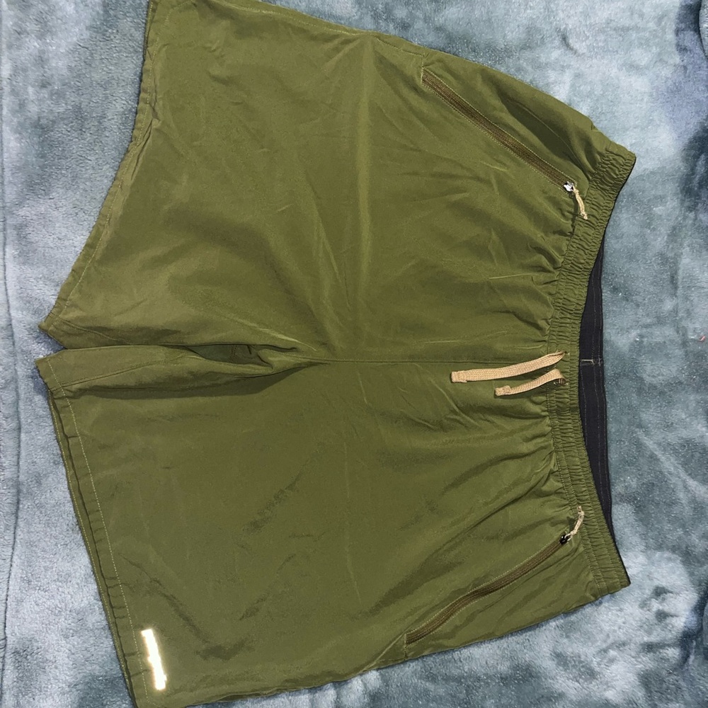 Patagonia Men’s Multi Trails Short 
Olive Green Athletic Shorts